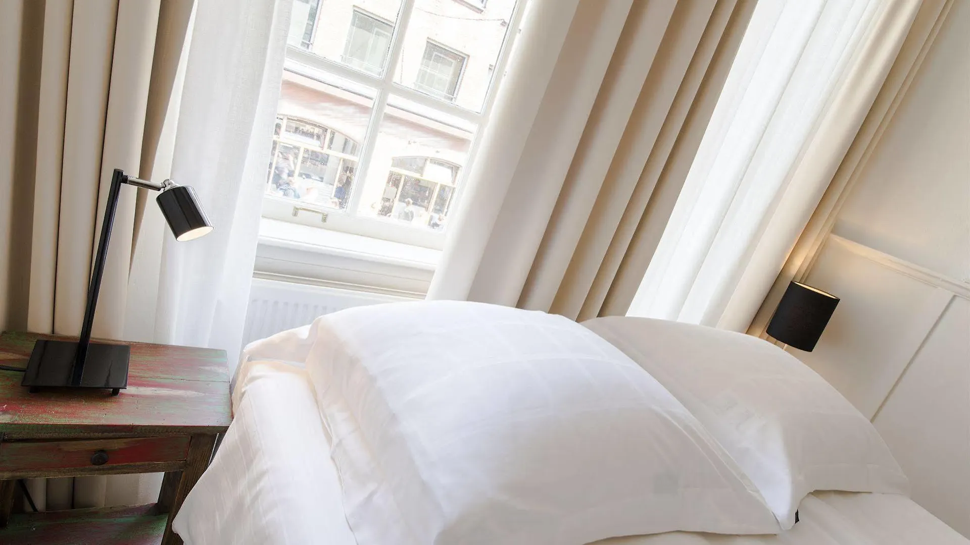 Hotel Calisto Amsterdam Netherlands